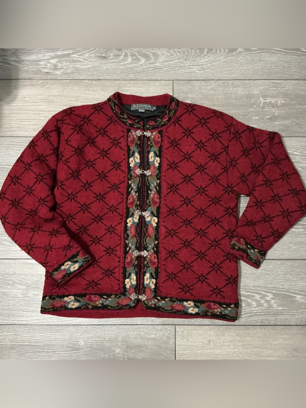 1998 ICELANDIC DESIGNS Lined Wool Sweater Hook Closure L